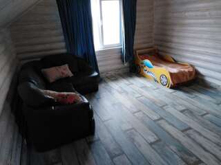 Дома для отпуска Деревянный дом у моря с камином. Одесса Апартаменты с 3 спальнями-11